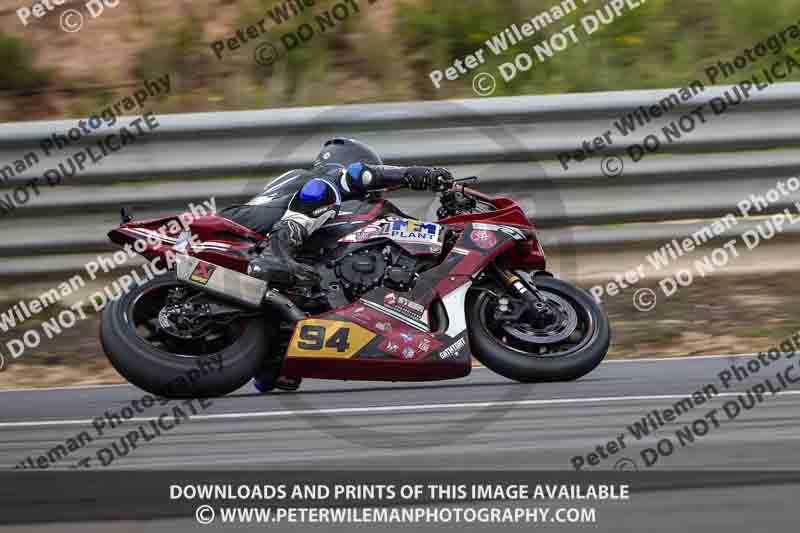 cadwell no limits trackday;cadwell park;cadwell park photographs;cadwell trackday photographs;enduro digital images;event digital images;eventdigitalimages;navarra;no limits trackdays;peter wileman photography;racing digital images;trackday digital images;trackday photos